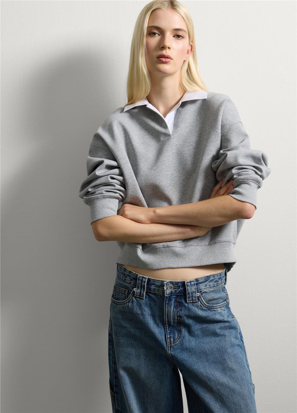 Pamuk Karışımlı Regular Kalıp Kontrast Yaka Gri Sweatshirt