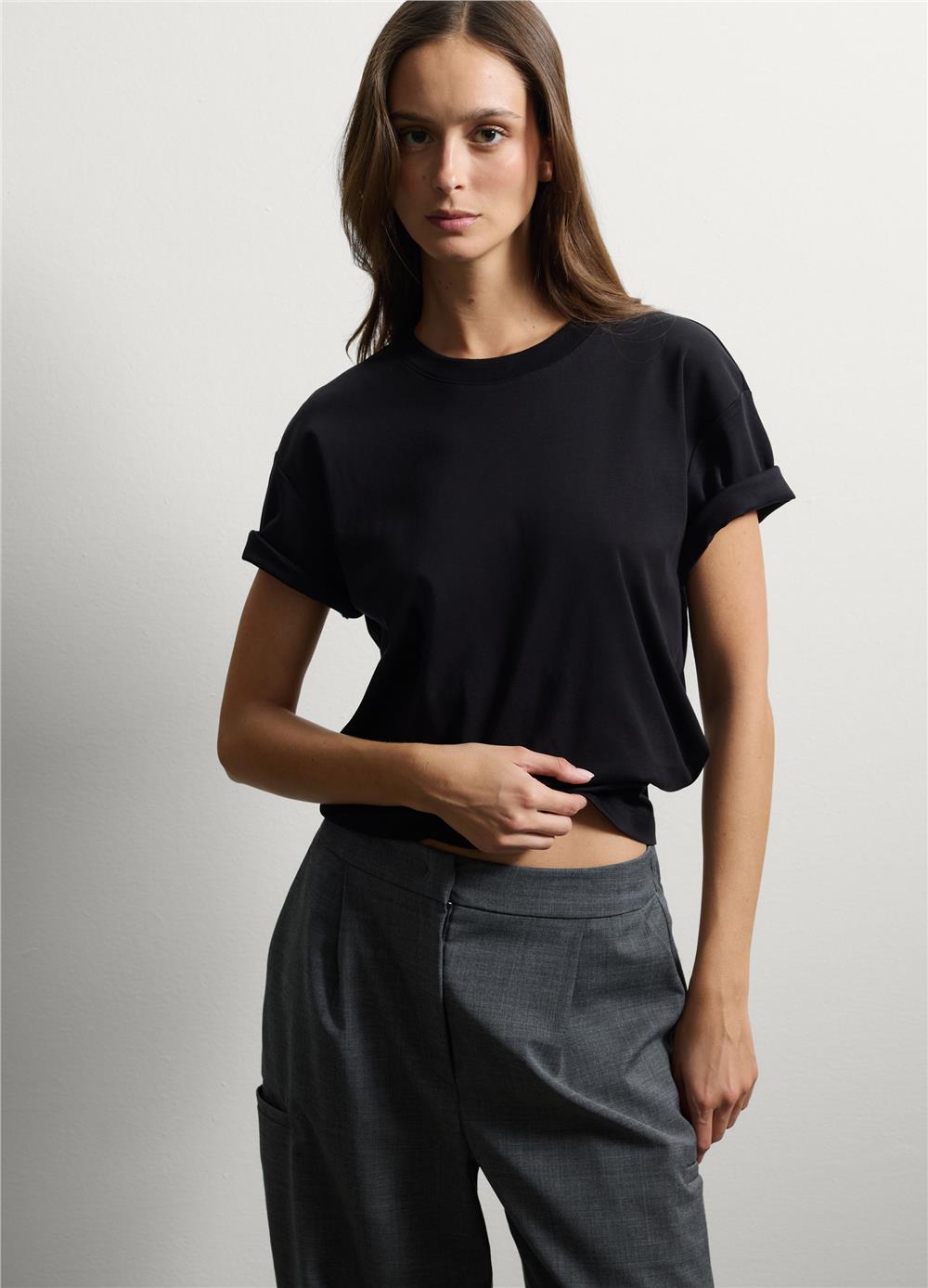 Siyah Saf Pamuk Düzenli Fit T-Shirt